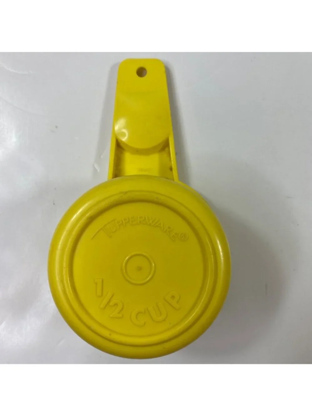 Vintage Tupperware Yellow Measuring Cups 1  3/4 1/2  1/4 Cup Plastic Set Of 4